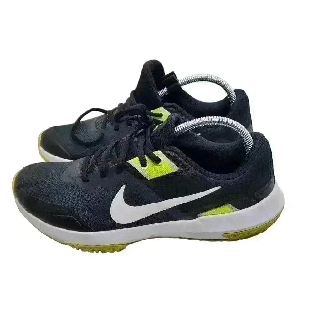 Nike varsity compete tr 3 Black And Green Men's size 8.5